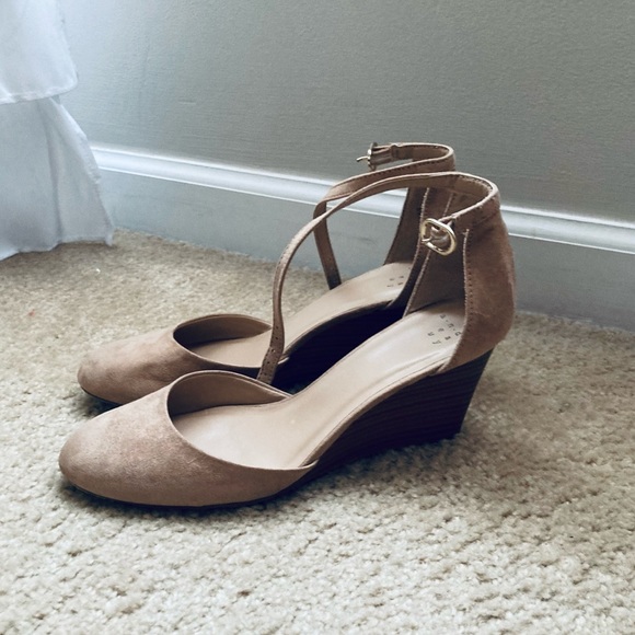 a new day Shoes - Tan Suede Wedge Heels